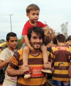 Foto de la galería: Tacurú fue el mejor del certamen y gritó campeón ante Cataratas