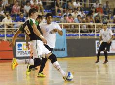 Foto de la galería: El polideportivo Finito Ghermann vibró con el futsal