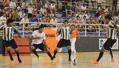 Foto de la galería: El polideportivo Finito Ghermann vibró con el futsal