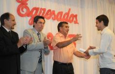 Foto de la galería: Emoción y alegría en la colación de los técnicos egresados del Janssen