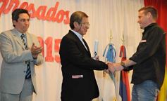 Foto de la galería: Emoción y alegría en la colación de los técnicos egresados del Janssen