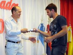 Foto de la galería: Emoción y alegría en la colación de los técnicos egresados del Janssen