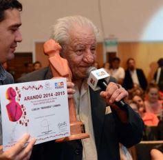 Foto de la galería: Emotiva noche de los Premios Arandú en Posadas