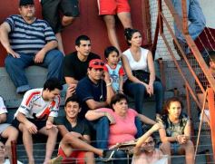 Foto de la galería: La Franja goleó y en la última fecha se define su futuro