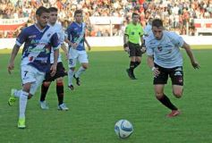 Foto de la galería: La Franja goleó y en la última fecha se define su futuro