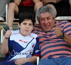 Foto de la galería: La Franja goleó y en la última fecha se define su futuro