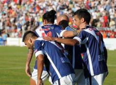 Foto de la galería: La Franja goleó y en la última fecha se define su futuro