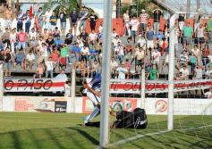 Foto de la galería: La Franja goleó y en la última fecha se define su futuro