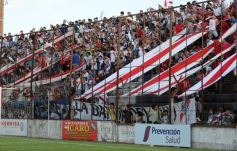 Foto de la galería: La Franja goleó y en la última fecha se define su futuro