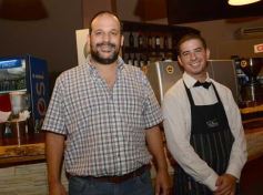 Foto de la galería: Merecido festejo de los bancarios en su día