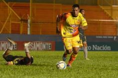 Foto de la galería: Crucero volvió a perder en su despedida de la Primera División