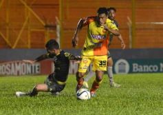 Foto de la galería: Crucero volvió a perder en su despedida de la Primera División