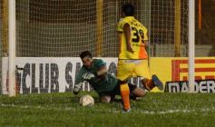 Foto de la galería: Crucero volvió a perder en su despedida de la Primera División