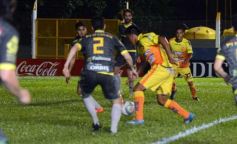 Foto de la galería: Crucero volvió a perder en su despedida de la Primera División