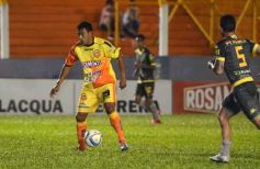 Foto de la galería: Crucero volvió a perder en su despedida de la Primera División