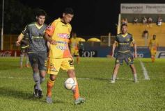 Foto de la galería: Crucero volvió a perder en su despedida de la Primera División