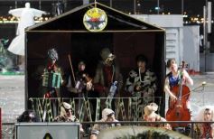 Foto de la galería: Show de Scolas, la despedida de la Estudiantina 2015, y los ganadores en acción