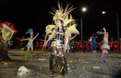 Foto de la galería: Show de Scolas, la despedida de la Estudiantina 2015, y los ganadores en acción