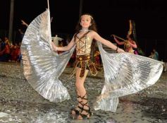 Foto de la galería: Show de Scolas, la despedida de la Estudiantina 2015, y los ganadores en acción