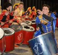 Foto de la galería: Show de Scolas, la despedida de la Estudiantina 2015, y los ganadores en acción