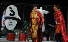 Foto de la galería: Show de Scolas, la despedida de la Estudiantina 2015, y los ganadores en acción