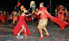 Foto de la galería: Show de Scolas, la despedida de la Estudiantina 2015, y los ganadores en acción