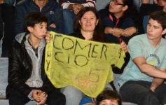 Foto de la galería: Show de Scolas, la despedida de la Estudiantina 2015, y los ganadores en acción