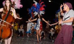 Foto de la galería: Show de Scolas, la despedida de la Estudiantina 2015, y los ganadores en acción