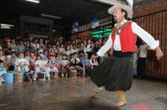 Foto de la galería: El Día de la Tradición se vivió en el Colegio del Carmen