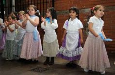 Foto de la galería: El Día de la Tradición se vivió en el Colegio del Carmen