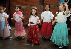 Foto de la galería: El Día de la Tradición se vivió en el Colegio del Carmen