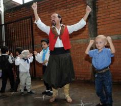 Foto de la galería: El Día de la Tradición se vivió en el Colegio del Carmen