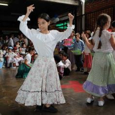 Foto de la galería: El Día de la Tradición se vivió en el Colegio del Carmen
