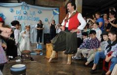 Foto de la galería: El Día de la Tradición se vivió en el Colegio del Carmen