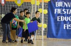 Foto de la galería: Los chicos del Colegio del Carmen se lucieron en la Fiesta de la Educación Física