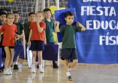 Foto de la galería: Los chicos del Colegio del Carmen se lucieron en la Fiesta de la Educación Física