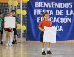 Foto de la galería: Los chicos del Colegio del Carmen se lucieron en la Fiesta de la Educación Física