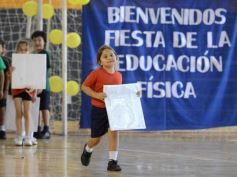 Foto de la galería: Los chicos del Colegio del Carmen se lucieron en la Fiesta de la Educación Física