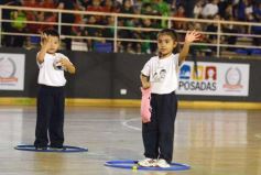 Foto de la galería: Los chicos del Colegio del Carmen se lucieron en la Fiesta de la Educación Física