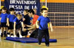 Foto de la galería: Los chicos del Colegio del Carmen se lucieron en la Fiesta de la Educación Física