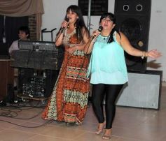 Foto de la galería: Mabel Noemí festejó los 50 con una fiesta alegre y emotiva