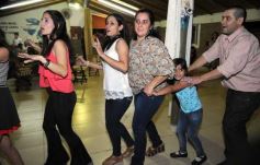 Foto de la galería: Mabel Noemí festejó los 50 con una fiesta alegre y emotiva