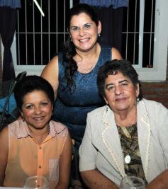 Foto de la galería: Mabel Noemí festejó los 50 con una fiesta alegre y emotiva