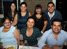 Foto de la galería: Mabel Noemí festejó los 50 con una fiesta alegre y emotiva