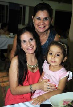 Foto de la galería: Mabel Noemí festejó los 50 con una fiesta alegre y emotiva