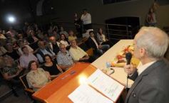 Foto de la galería: La Junta de Estudios Históricos entregó la Distinción al Mérito 2015