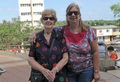 Foto de la galería: Los jóvenes 75 años de Doña Martina y los amigos de siempre tirando buena onda