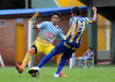 Foto de la galería: Liga Posadeña: Crucero le ganó a Mitre y sueña