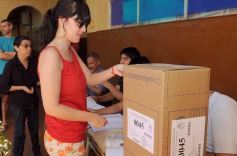 Sixto Fotografías. Sociedad. Elecciones - Cómo se vivió en Misiones el histórico balotaje