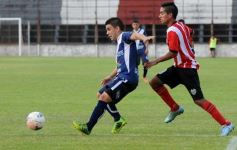 Foto de la galería: Un empate que no benefició a ninguno